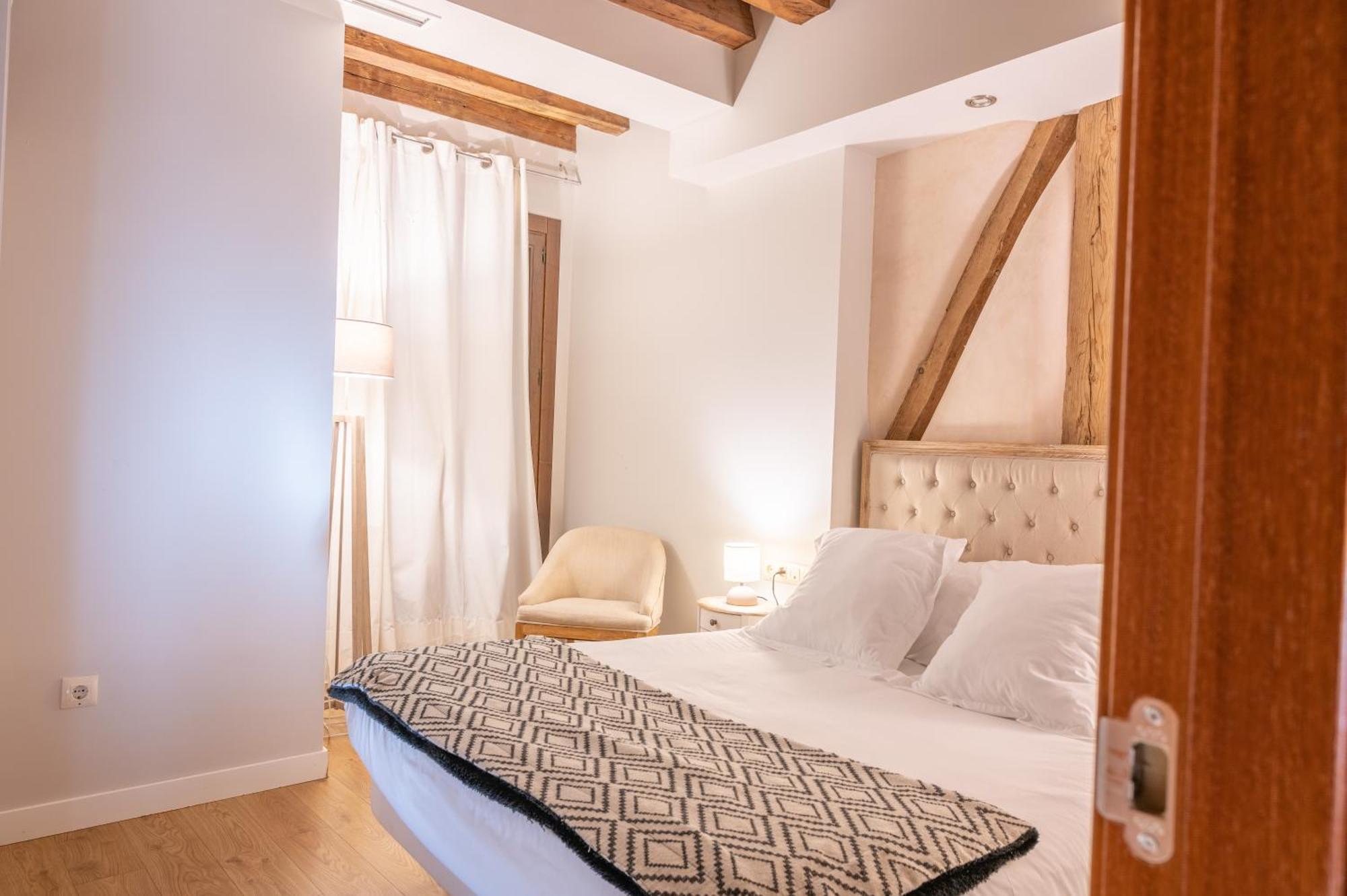 Apartamentos Santa Fe Toledo Esterno foto