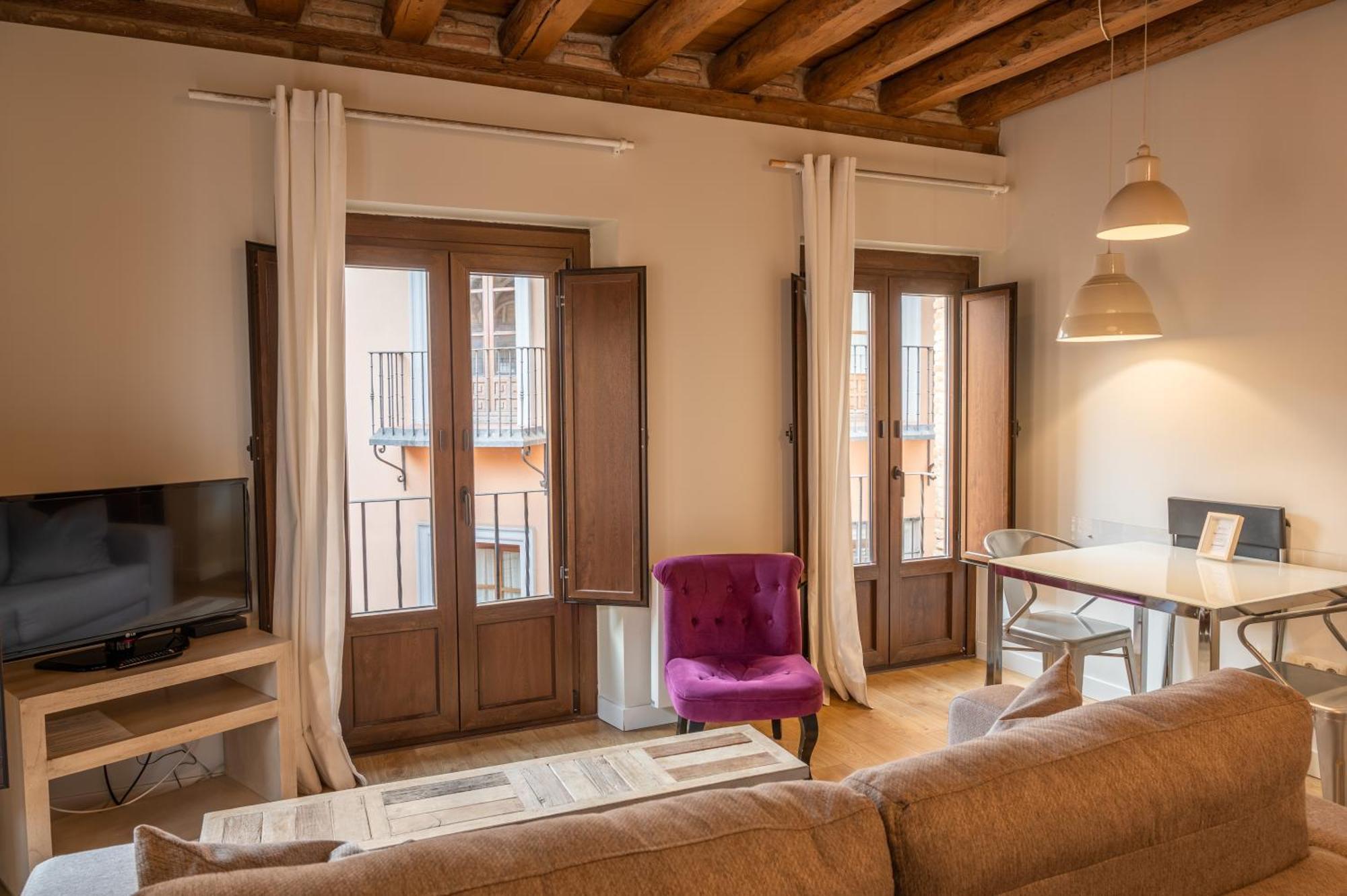 Apartamentos Santa Fe Toledo Esterno foto